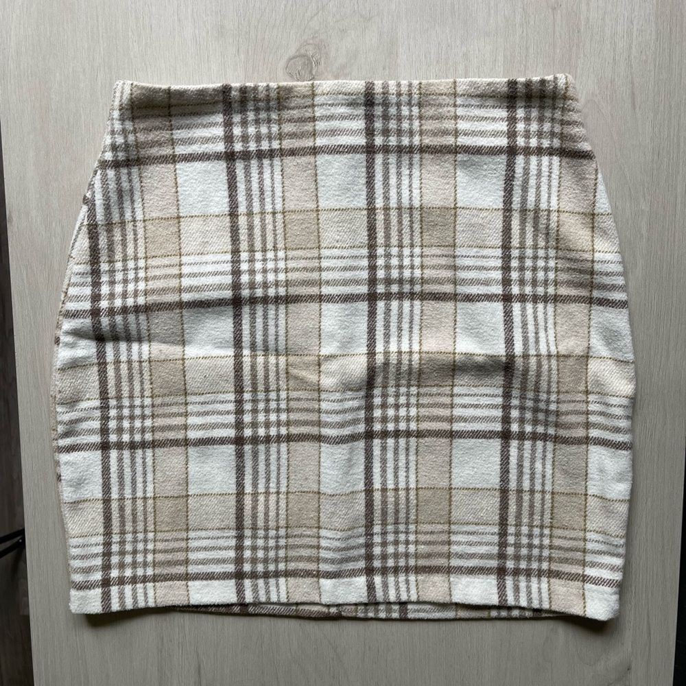 SHEIN Cream and Brown Plaid Mini Skirt, Size XS